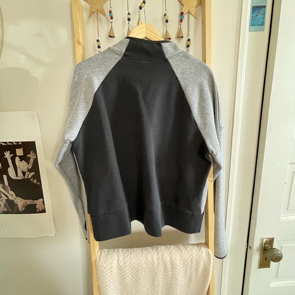 Champion Quarter Zip - Picture 3 of 4